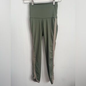 Rose Buddha Recycled Sage Green High-Waisted Crop Leggings - US 2